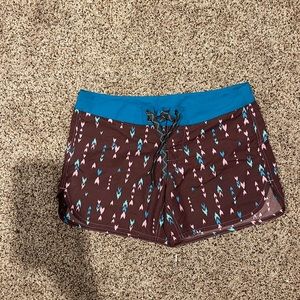 Patagonia womens short size 6